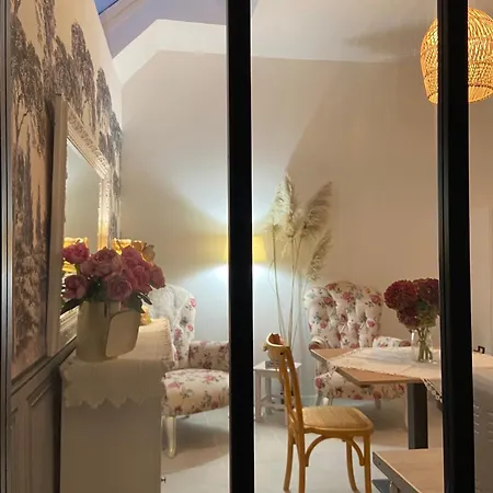 La Petite Maison